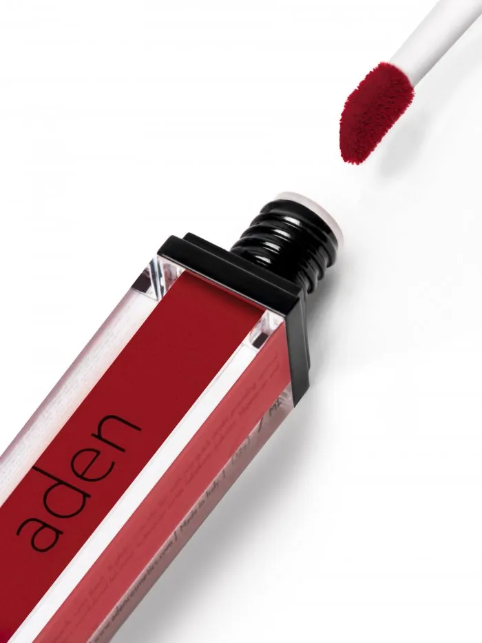 Tattoo Effect Lipstick 07 Exotic Red